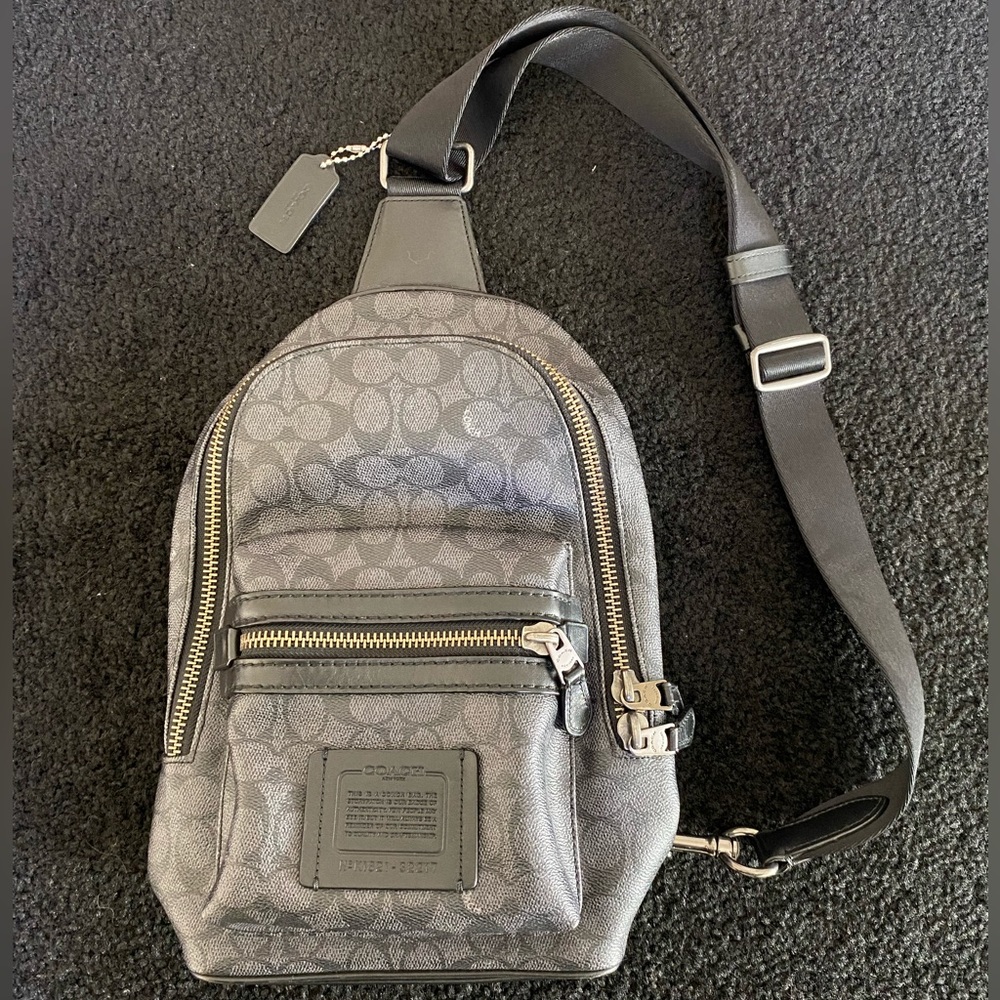 COACH men’s west pack in signature canvas